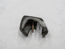 Laden Sie das Bild in den Galerie-Viewer, BMW E3 Stoßstange vorn Horn rechts 51111800084