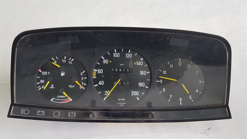 Mercedes Benz W123 Kombiinstrument Tacho Benziner 230E 230 TE 230 CE