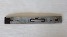 Laden Sie das Bild in den Galerie-Viewer, Mercedes Benz W123 Holzabdeckung Holzeinlage Zebrano Handschuhfach