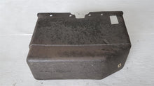 Laden Sie das Bild in den Galerie-Viewer, Mercedes Benz W123 Handschuhfach Einsatz 1236890091