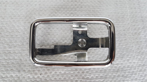 Mercedes Benz W123 Blende Türgriff Abdeckung rechts 1087660611