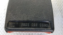 Laden Sie das Bild in den Galerie-Viewer, Mercedes Benz W123 Gurtschlösser Gurtschloss Paar Rücksitzbank 1238605269