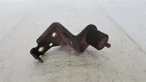 Mercedes Benz W123 230E M102 Halter für Luftfilter