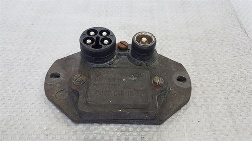 Mercedes Benz W123 230E Zündschaltgerät 0025451832