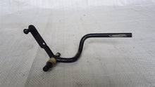 Laden Sie das Bild in den Galerie-Viewer, Mercedes Benz W123 S123 Gasgestänge Umlenkhebel Gaspedal