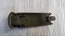 Laden Sie das Bild in den Galerie-Viewer, Mercedes Benz W123 Abdeckung Fensterkurbel neue Ausführung