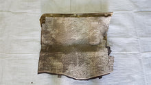 Laden Sie das Bild in den Galerie-Viewer, Mercedes Benz W123 Verkleidung rechts unter Armaturenbrett beige 1236892608