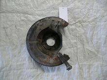 Laden Sie das Bild in den Galerie-Viewer, Mercedes Benz W123 W116 Ankerblech vorn links oder rechts