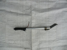 Laden Sie das Bild in den Galerie-Viewer, Mercedes Benz W123 Limousine Antenne Radioantenne Hirschmann