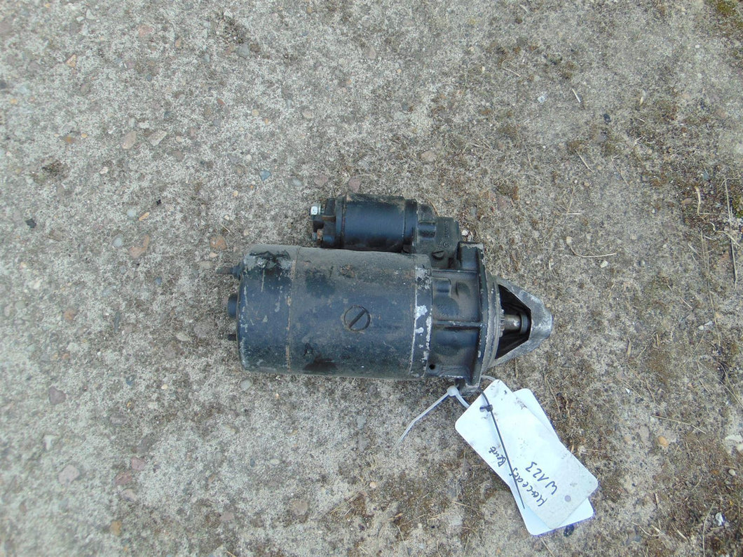 Mercedes Benz W123 230E Anlasser Starter