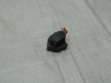 Laden Sie das Bild in den Galerie-Viewer, Mercedes Benz W123 230E Stecker Zündschloss 0095457228