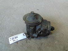 Laden Sie das Bild in den Galerie-Viewer, Mercedes Benz W123 W126 Vickers Typ 33 Servopumpe Lenkhilfepumpe 1264601580