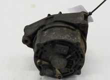 Laden Sie das Bild in den Galerie-Viewer, Mercedes Benz W123 S123 200D 240D 300D Lichtmaschine