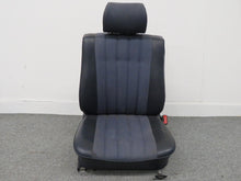 Laden Sie das Bild in den Galerie-Viewer, Mercedes Benz W123 Sitz vorn rechts Beifahrersitz mit Sitzheizung blau
