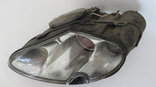 Laden Sie das Bild in den Galerie-Viewer, Jaguar X100 XKR XK8 Scheinwerfer Links mit Reinigung zum Aufarbeiten LJA4503BF