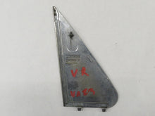 Laden Sie das Bild in den Galerie-Viewer, Mercedes Benz W123 Aussenspiegel Abdeckung vorn innen rechts 1237250411