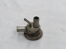 Laden Sie das Bild in den Galerie-Viewer, Mercedes Benz W123 230E 280E Dämpfer Kraftstoffdruck Karftstoffpumpe