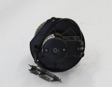 Laden Sie das Bild in den Galerie-Viewer, Mercedes BenzS123 C123 W123 Lüftermotor Heizung Gebläsemotor