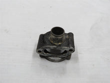 Laden Sie das Bild in den Galerie-Viewer, Mercedes Benz W123 230E M102 Thermostatgehäuse Gehäuse Thermostat