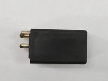 Laden Sie das Bild in den Galerie-Viewer, Mercedes Benz W123 Relais Blinker Blinkgeber 0008211063