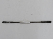 Laden Sie das Bild in den Galerie-Viewer, Mercedes Benz W123 W116 R107 280E 280TE Schubstange Gasgestänge lang