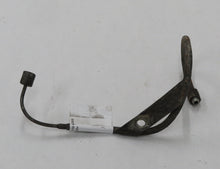 Laden Sie das Bild in den Galerie-Viewer, Mercedes Benz W123 W116 W126 280E M110 Kraftstoffleitung Rohr Warmlaufregler