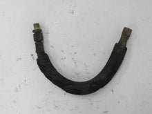 Laden Sie das Bild in den Galerie-Viewer, Mercedes Benz W123 230E 280E Schlauch an Kraftstoffpumpe Benzinpumpe