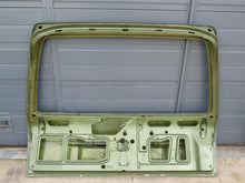Laden Sie das Bild in den Galerie-Viewer, Mercedes Benz S123 Kombi T-Model Heckklappe