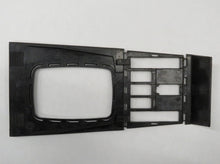 Laden Sie das Bild in den Galerie-Viewer, Mercedes Benz W123 Abdeckung Mittelkonsole 1236834208