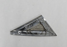 Laden Sie das Bild in den Galerie-Viewer, Mercedes Benz W123 Aussenspiegel Abdeckung vorn rechts altes Modell 1237250211