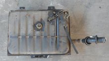 Laden Sie das Bild in den Galerie-Viewer, Mercedes Benz W123 Kombi S123 230E 280E Tank Kraftstofftank Benziner 1234702901
