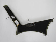 Laden Sie das Bild in den Galerie-Viewer, Mercedes Benz S123 Kombi T-Modell Verkleidung C-Säule links grün 7-Sitzer