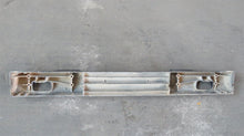 Laden Sie das Bild in den Galerie-Viewer, Mercedes Benz W463 G-Klasse Stosstange Bumper hinten 4638800471