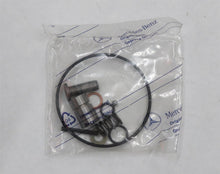 Laden Sie das Bild in den Galerie-Viewer, Mercedes Benz W123 W124 Reparatursatz Regler Niveuregulierung NEU A0005860032