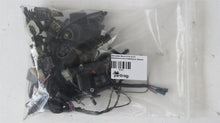 Laden Sie das Bild in den Galerie-Viewer, Mercedes Benz W123 S123 Steckerkonvolut Kabelbaum Stecker