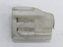 Laden Sie das Bild in den Galerie-Viewer, Mercedes Benz W123 S123 Wischwasserbehälter Behälter Scheinwerferreinigung 1238690620