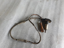 Laden Sie das Bild in den Galerie-Viewer, BMW E28 Impulsgeber ABS Sensor vorn 34521154044
