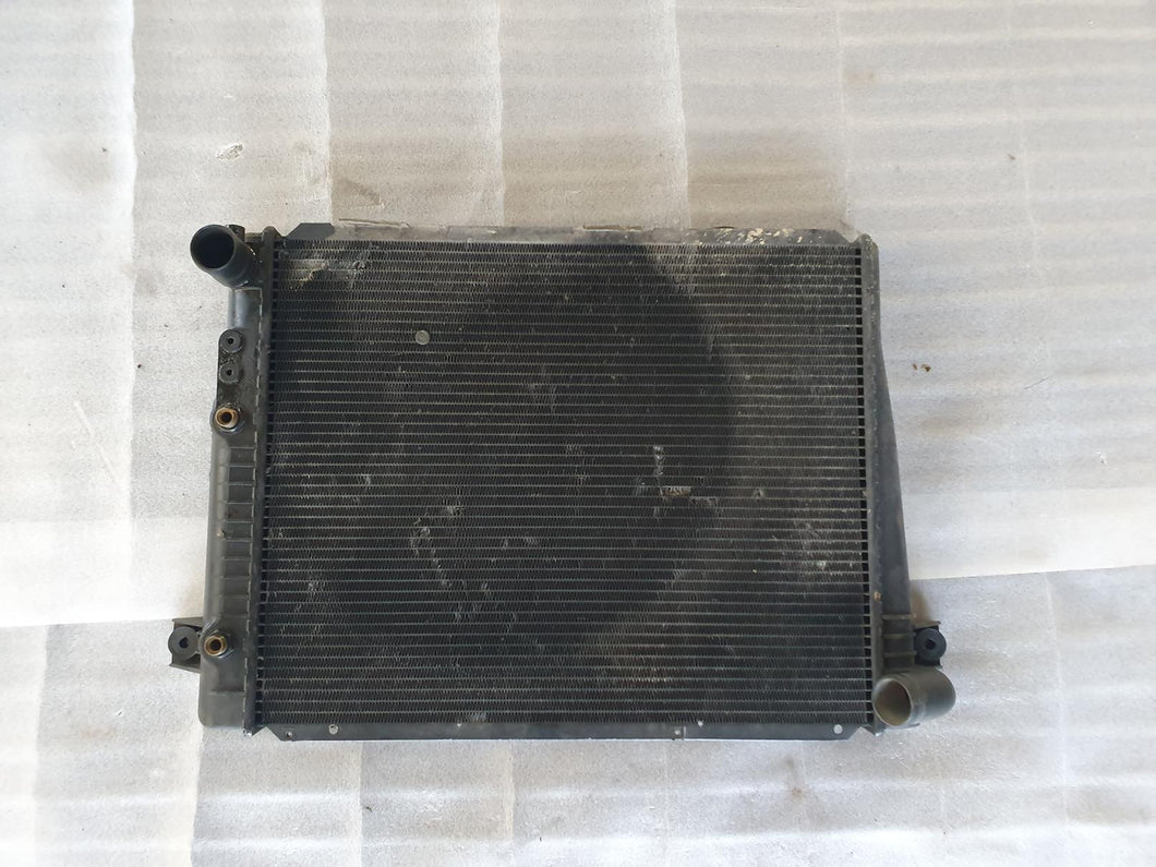 BMW E28 524 TD Motorkühler Kühler mit Getriebeölkühler 17111707509