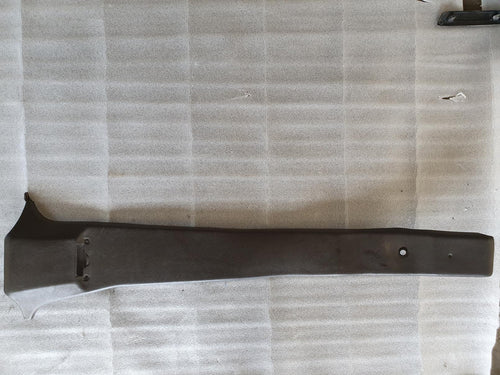 BMW E28 Verkleidung B-Säule Mitte links braun
