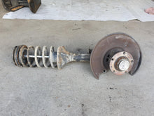 Laden Sie das Bild in den Galerie-Viewer, BMW E28 Federbein vorn links mit ABS 31312226166