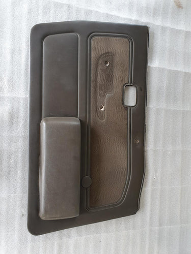 BMW E28 Türverkleidung Kunstleder braun vorne links