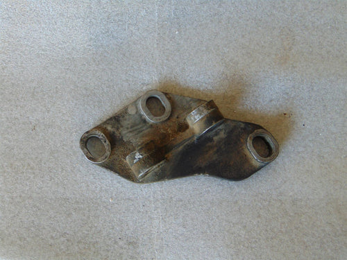 BMW E28 524TD Halter Einspritzpumpe 1279460 /461