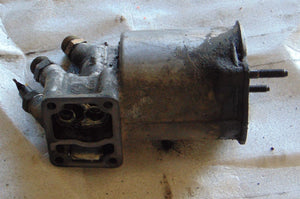 BMW E28 524TD Ölfiltergehäuse Ölfilterkopf 11421285909