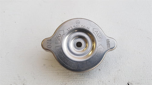 Mercedes Benz W123 Deckel Verschluss Kühlwasser Kühler 1235010015