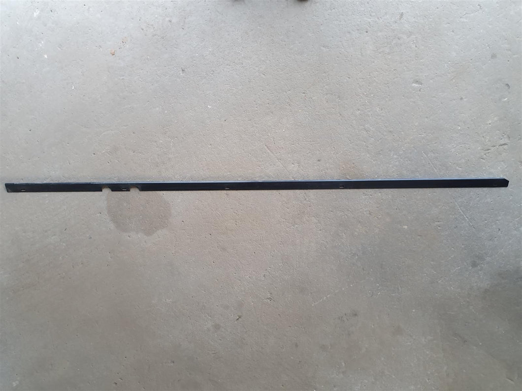 Mercedes Benz W460 G-Modell Halterung Schiene für Dachhimmel kurze Version rechts