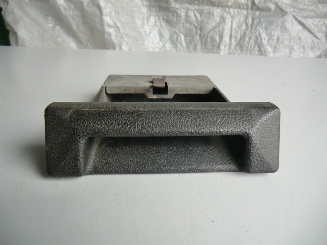 Mercedes Benz W460 G-Modell Ascher Aschenbecher