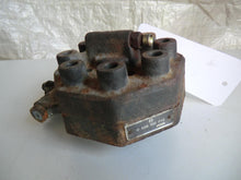 Laden Sie das Bild in den Galerie-Viewer, Mercedes Benz W116 R107 450 SE SL Mengenteiler Bosch 0438100012