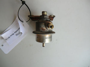 Mercedes Benz 350 450SE SL W116 R107 M117 Kraftstoffdruckregler Membrandämpfer 0280161005 A0000780592