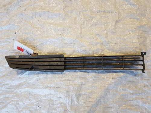 Mercedes Benz W116 Lufteinlass Gitter unter Stoßstange vorn links