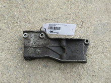 Laden Sie das Bild in den Galerie-Viewer, BMW E3 E9 2.5 2.8 3.0 M30 Halter Servopumpe 1250621